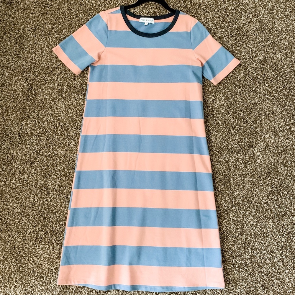 Piper and Scoot T-Shirt Dress, Small, NWOT